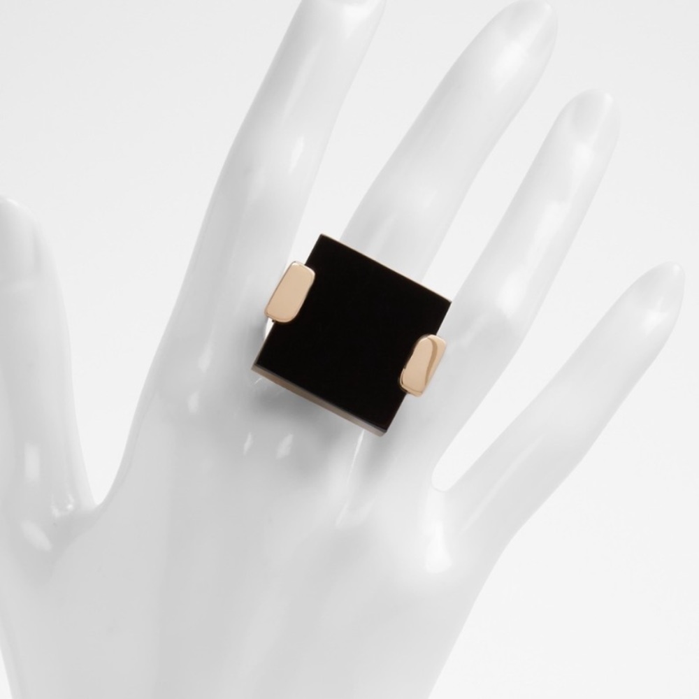 NWT Aldo ring